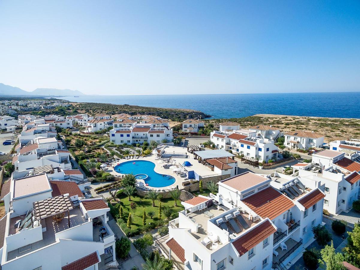 Carrington Holidays Kyrenia (Northern Cyprus) Exterior foto